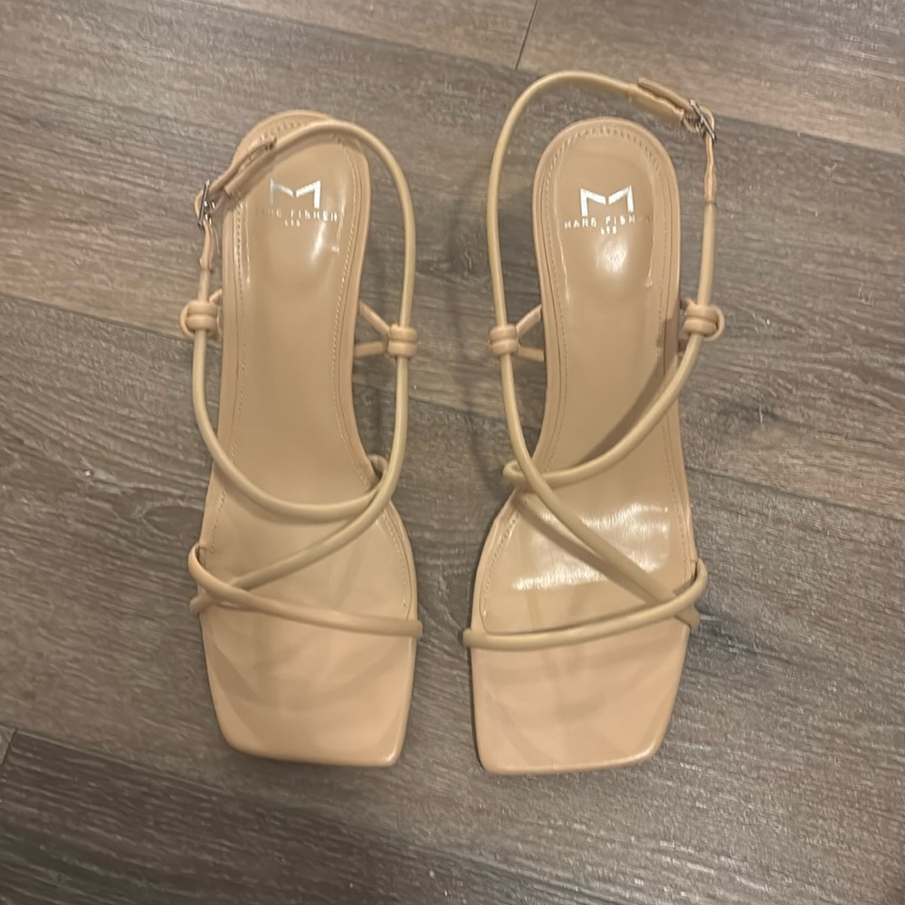 Marc Fisher tan leather heels size 9.5